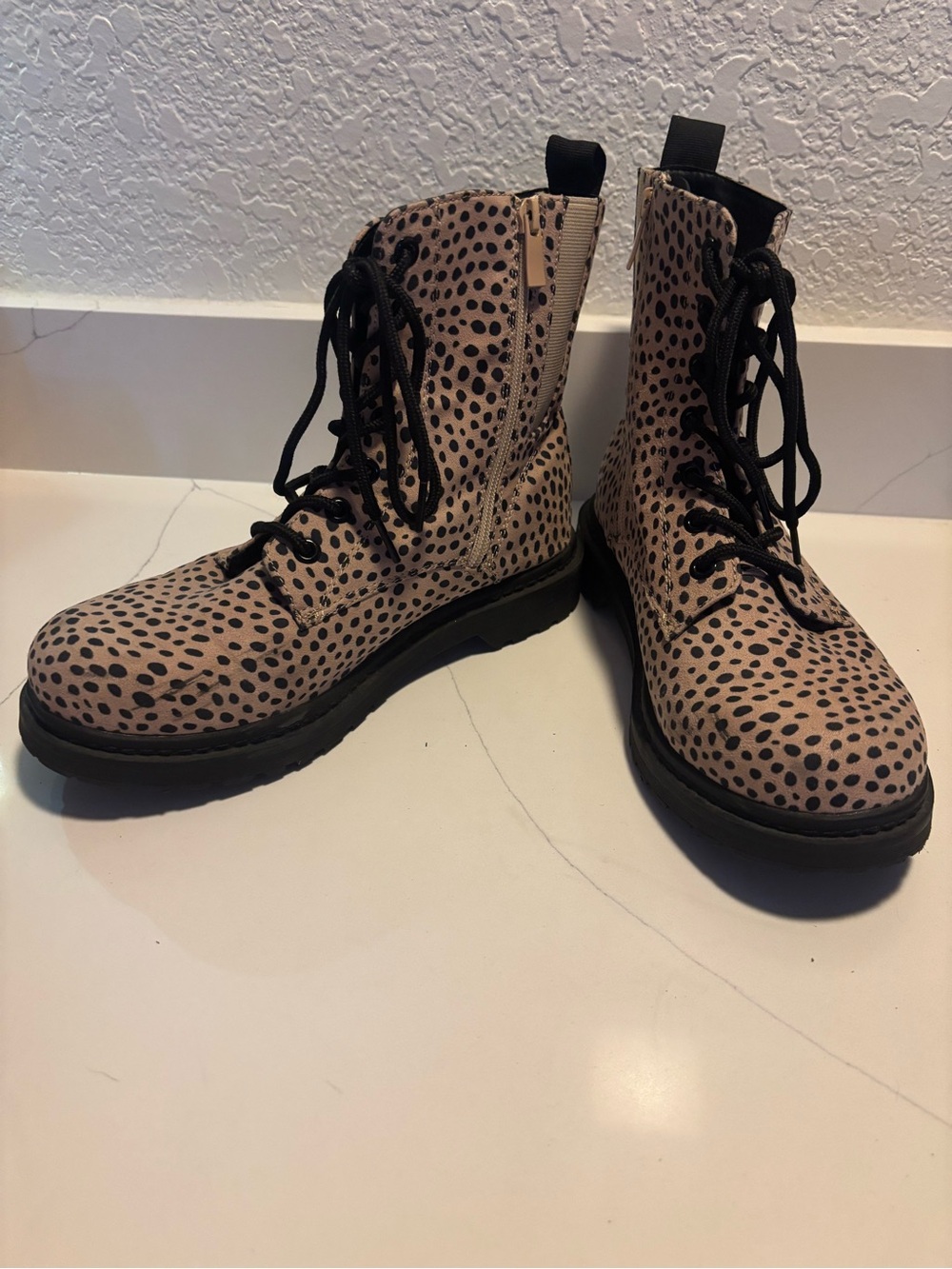 Torrid Stevie Women's 9W Lace-Up Combat Boots Faux Leather Leopard w/Zipper